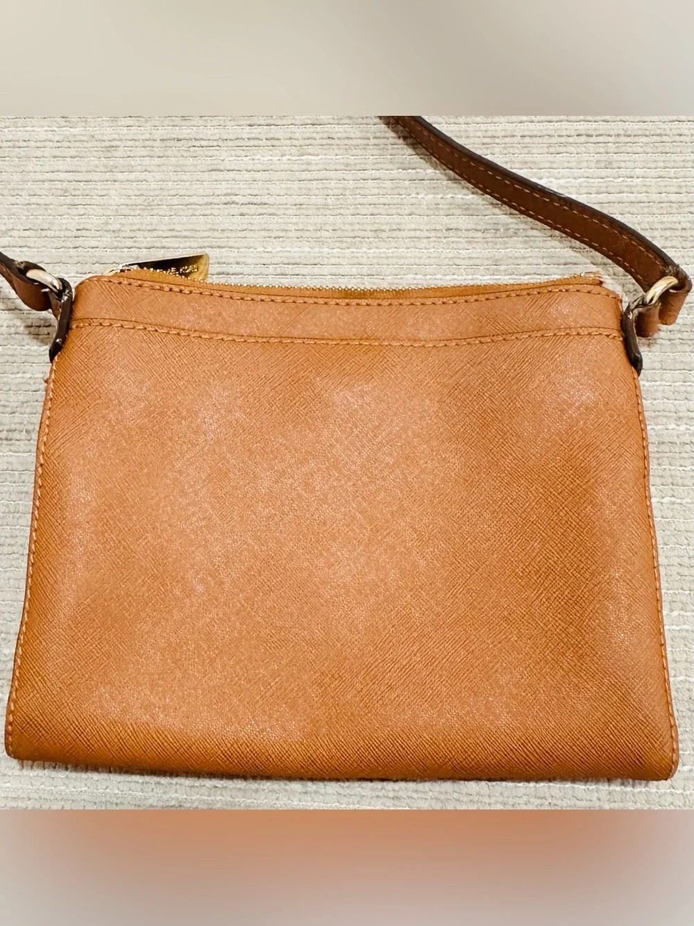 Vintage Michael Kors Brown Leather Gold‎ Hardware Cross Body Bag Classis Cute